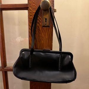 Woman's Sondra Robert's Black Handbag